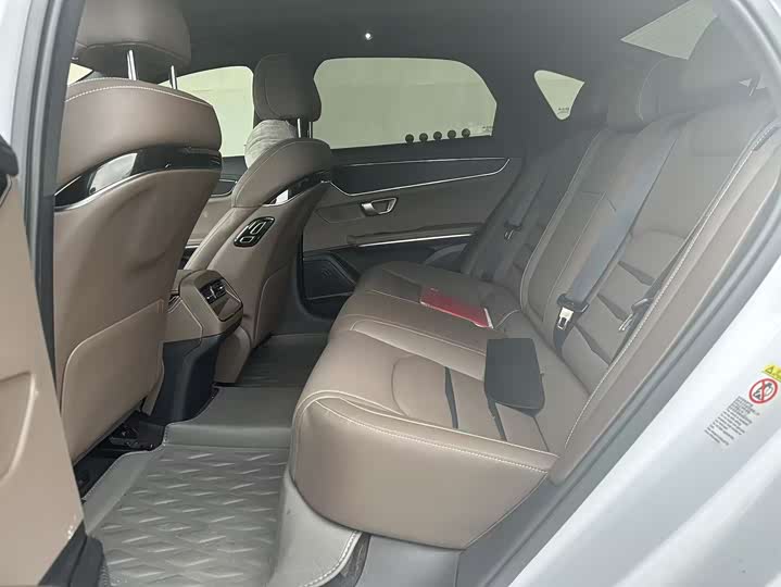 Фото 6 - BYD Han