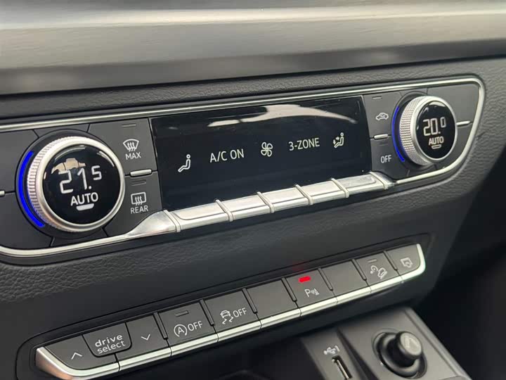 Фото 15 - Audi Q5L