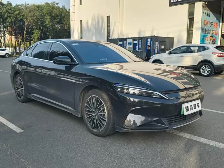 Фото 3 - BYD Han