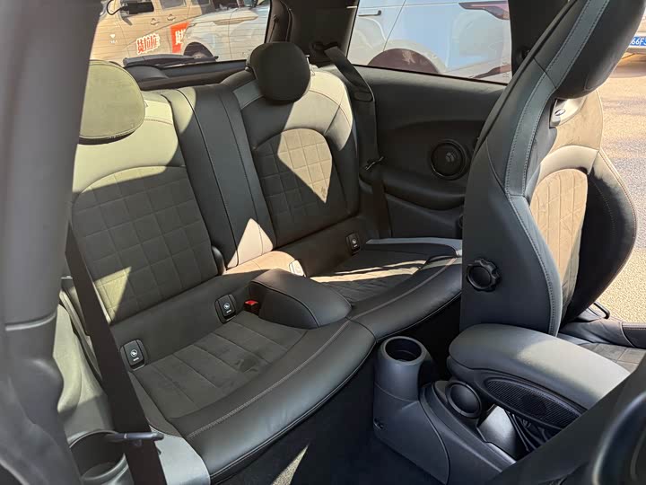 Фото 34 - Mini Mini JCW