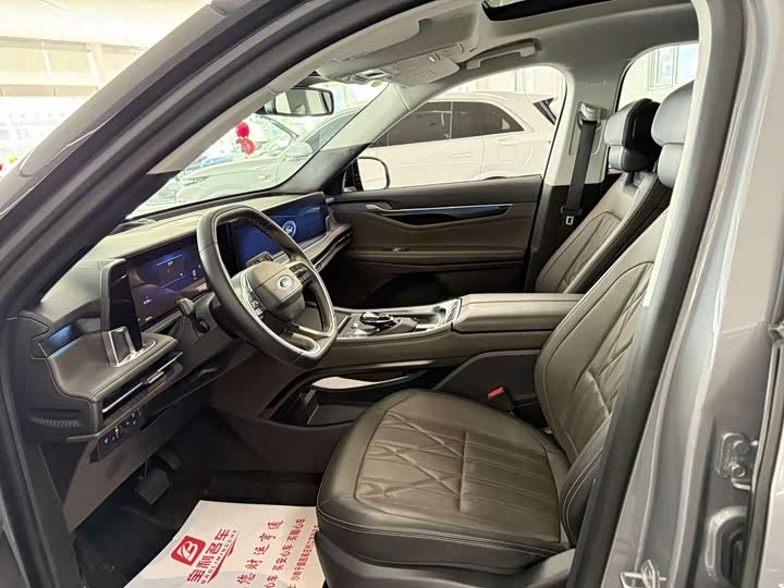 Фото 7 - Ford Edge