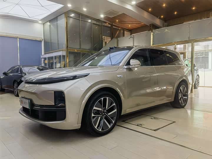 Фото 1 - LiXiang L9