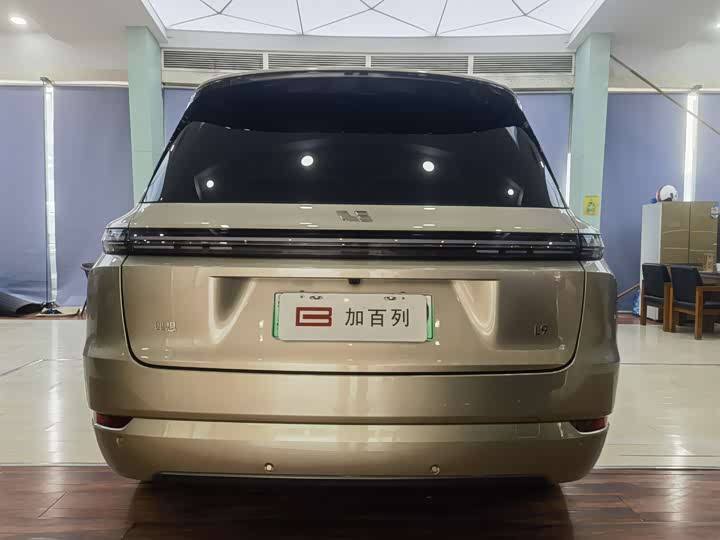 Фото 16 - LiXiang L9