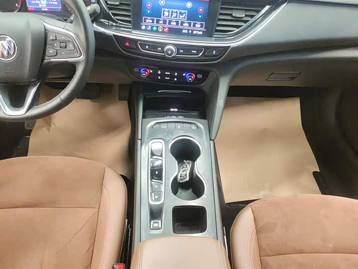 Фото 16 - Buick Regal