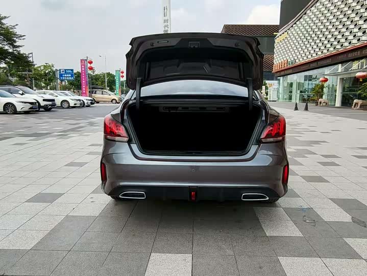 Фото 13 - MG Motor 5