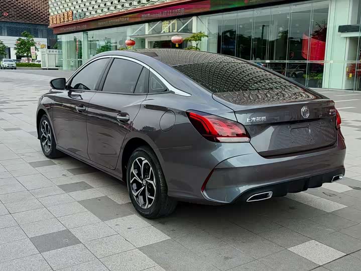 Фото 7 - MG Motor 5