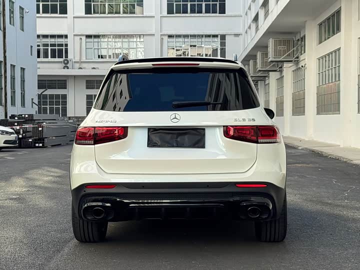 Фото 8 - Mercedes-Benz GLB-Class AMG