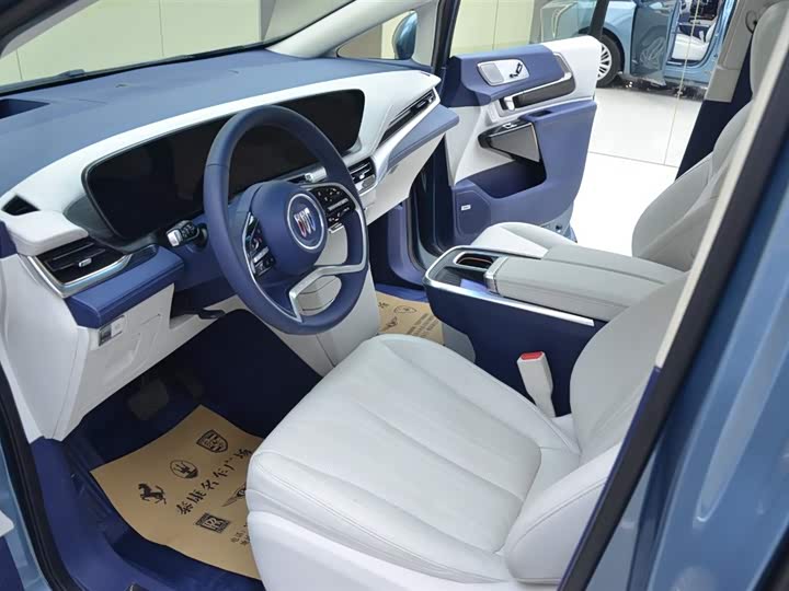 Фото 4 - Buick GL8 Century