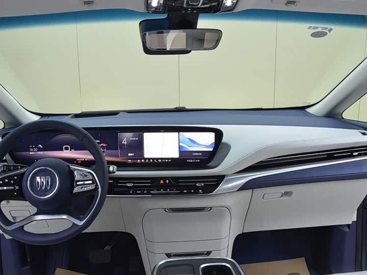 Фото 8 - Buick GL8 Century