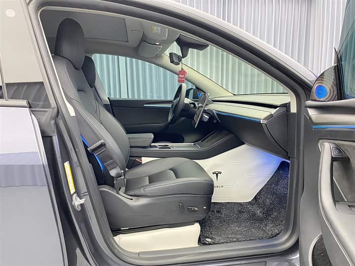 Фото 16 - Tesla Model Y