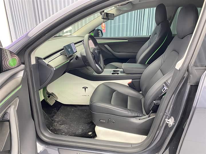 Фото 7 - Tesla Model Y