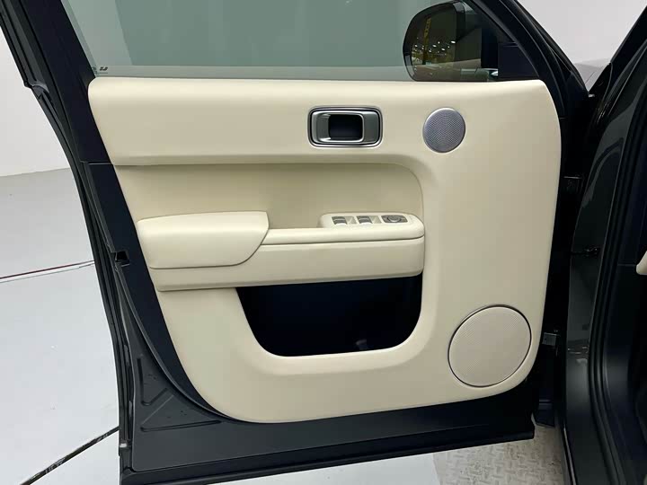 Фото 10 - LiXiang L9