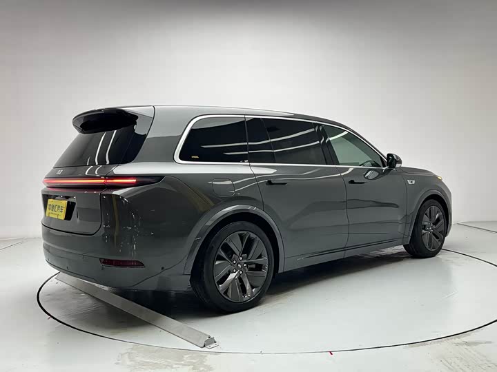 Фото 24 - LiXiang L9