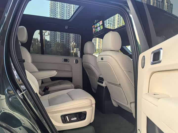 Фото 12 - LiXiang L9