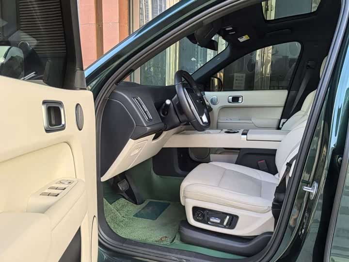 Фото 5 - LiXiang L9