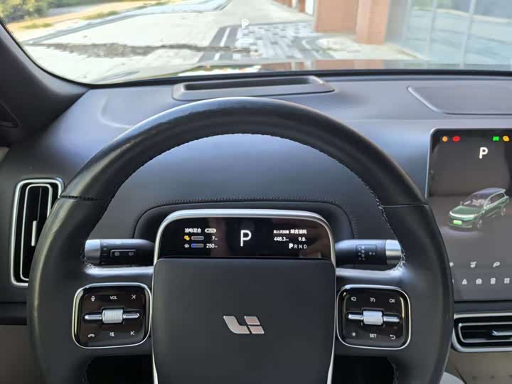 Фото 7 - LiXiang L9