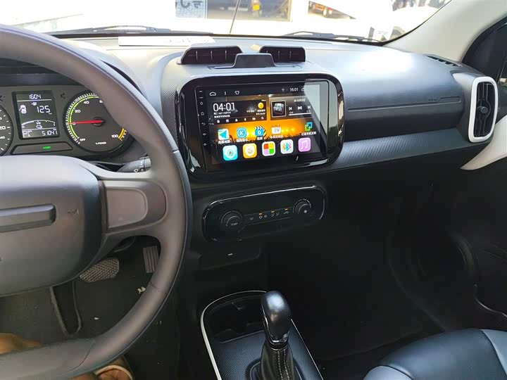 Фото 10 - Roewe Clever