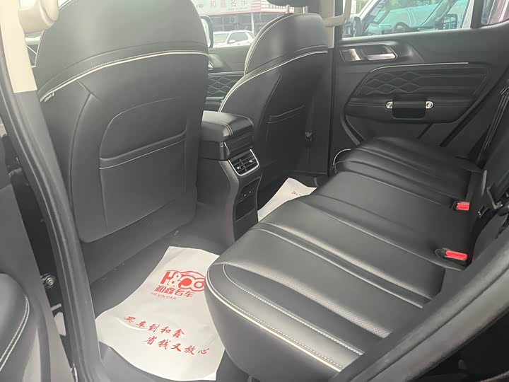 Фото 8 - Tank 300