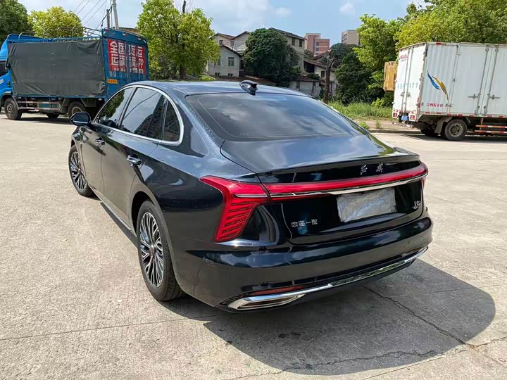 Фото 8 - Hongqi H5