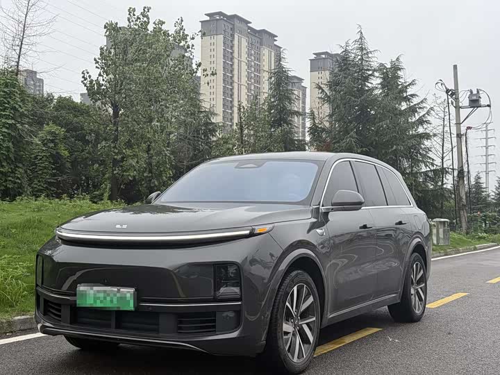 Фото 1 - LiXiang L8