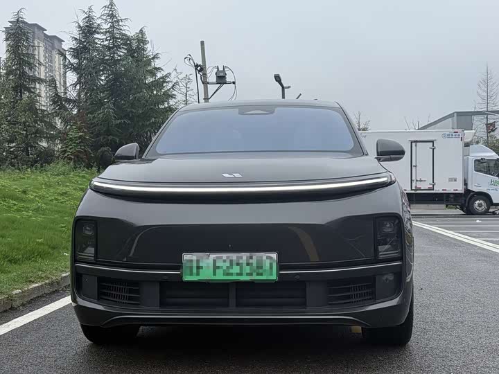 Фото 2 - LiXiang L8