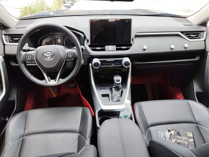 Фото 13 - Toyota Wildlander