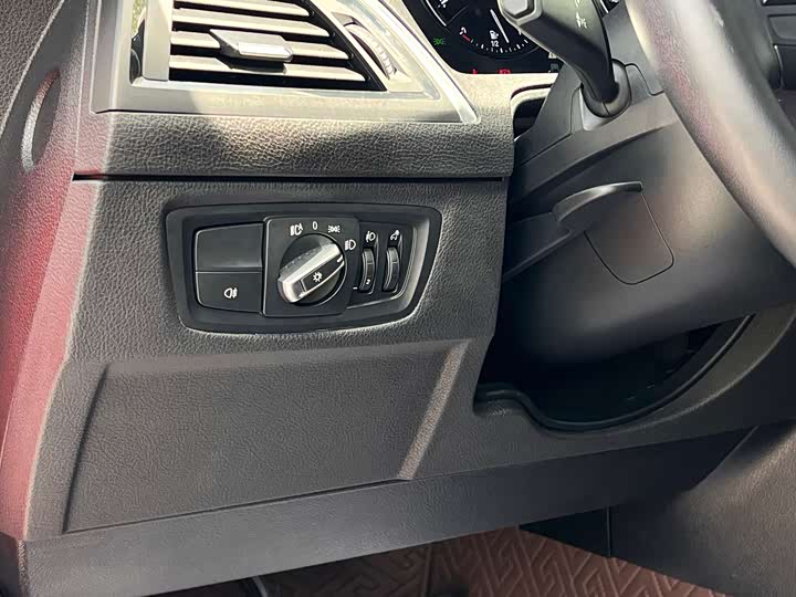 Фото 5 - BMW 2 Series