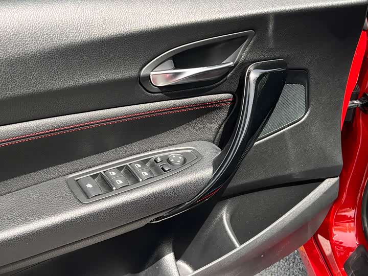 Фото 8 - BMW 2 Series