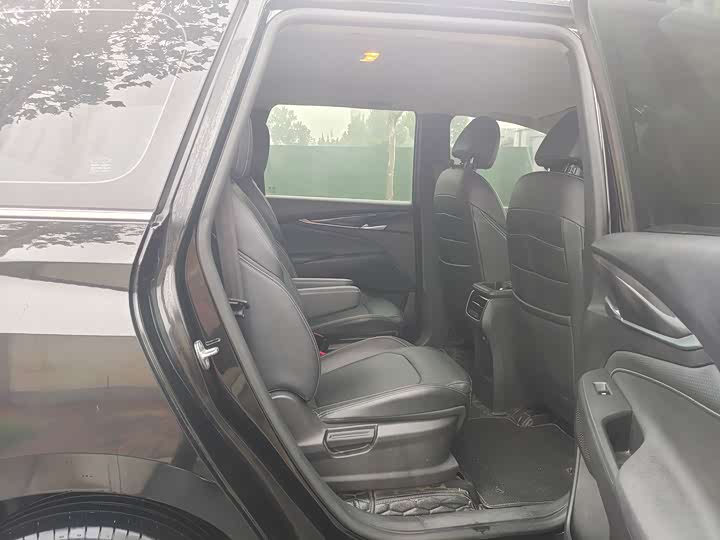 Фото 11 - Maxus G50