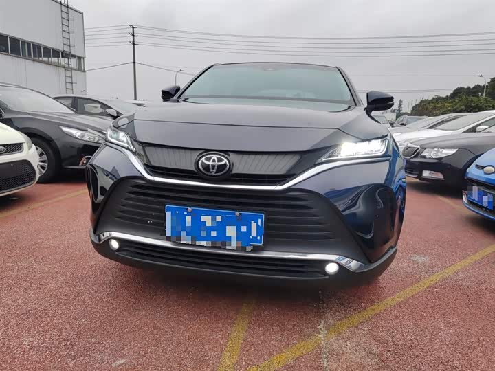 Фото 3 - Toyota Harrier