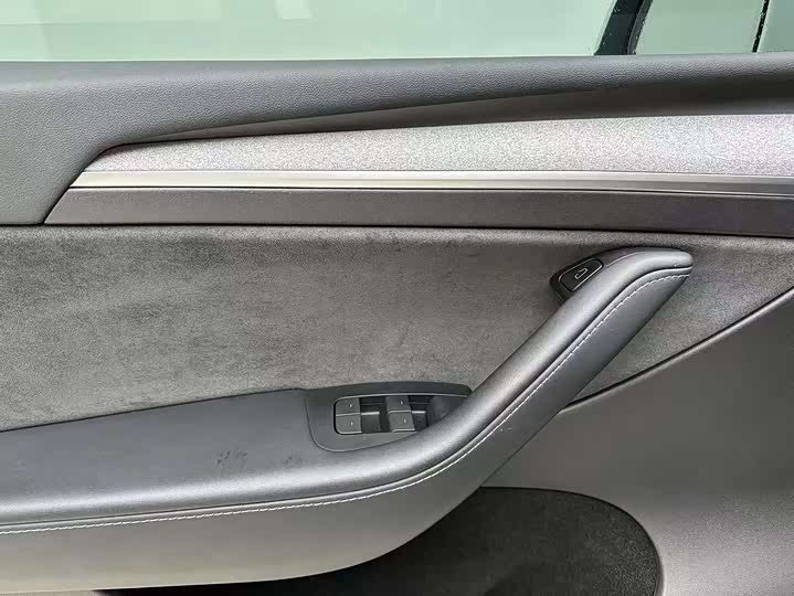 Фото 9 - Tesla Model Y