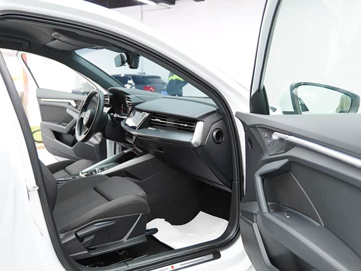 Фото 22 - Audi A3