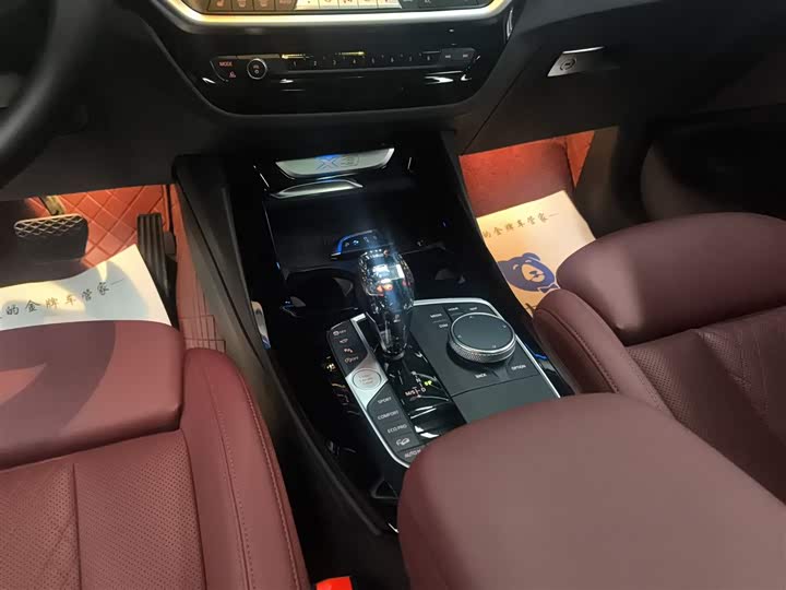 Фото 14 - BMW X3