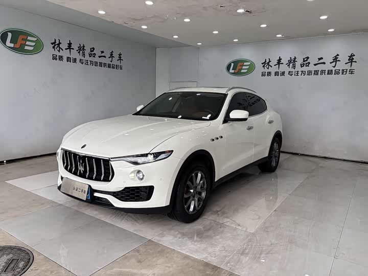 Фото 1 - Maserati Levante