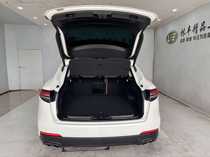 Фото 28 - Maserati Levante