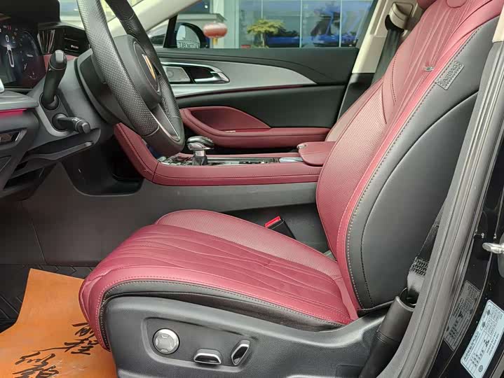 Фото 4 - Hongqi H5