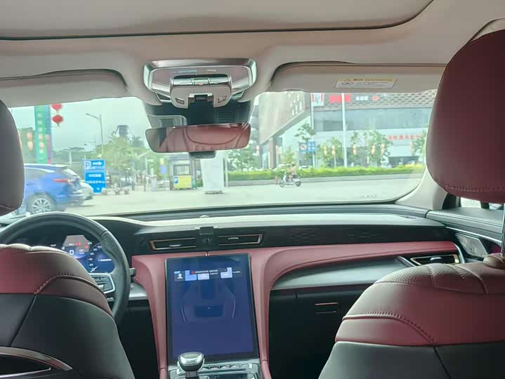 Фото 5 - Hongqi H5