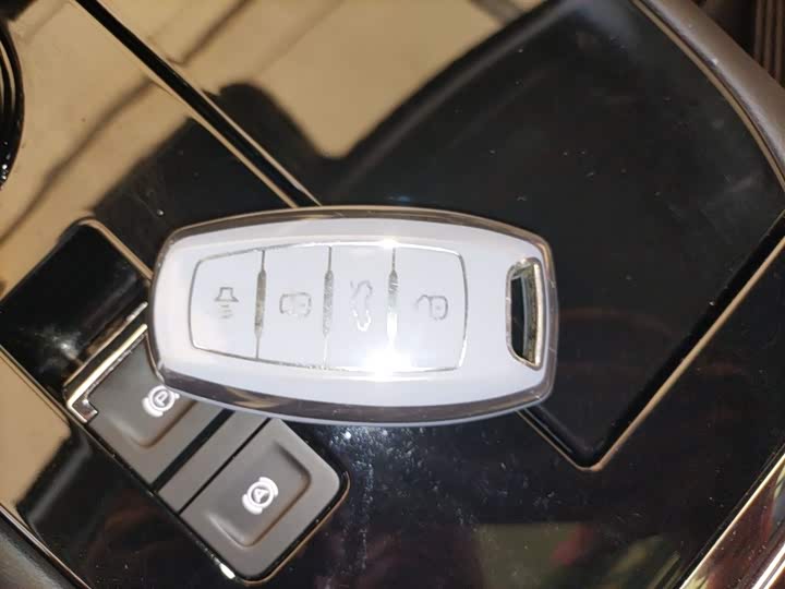 Фото 9 - Haval H6