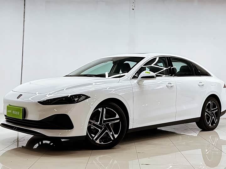 Фото 1 - Roewe D7