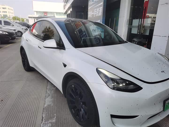 Фото 4 - Tesla Model Y