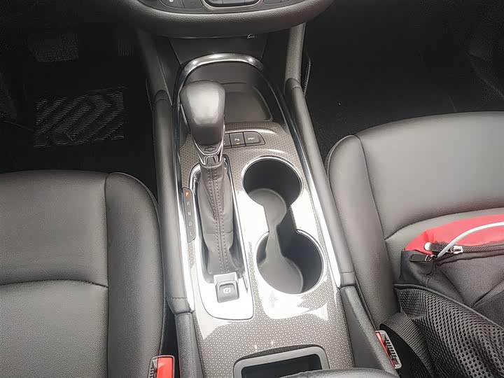 Фото 14 - Chevrolet Malibu XL