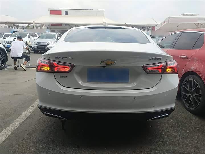 Фото 6 - Chevrolet Malibu XL