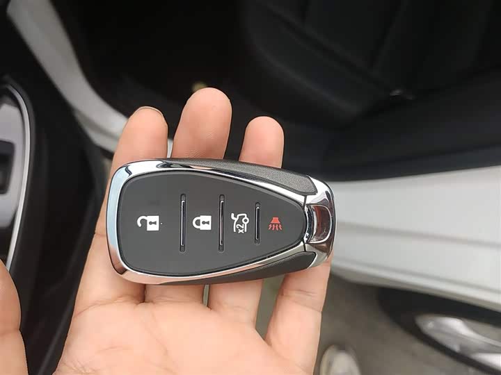 Фото 9 - Chevrolet Malibu XL