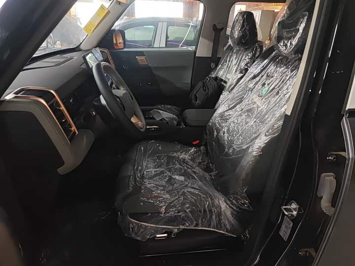 Фото 14 - Chery iCar 03