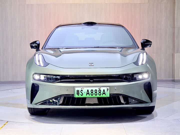 Фото 3 - Zeekr 001