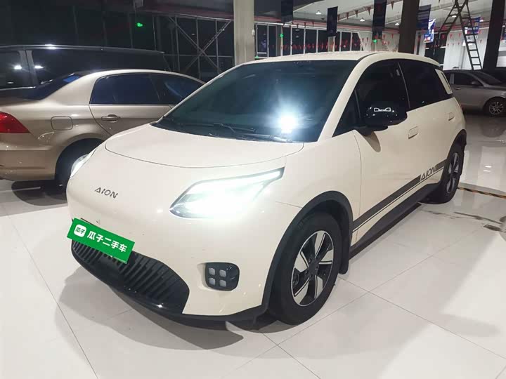 Фото 2 - GAC Aion UT