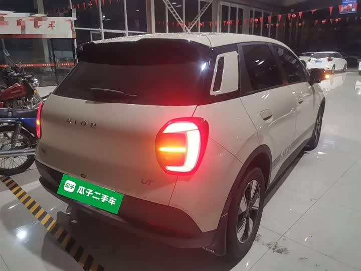 Фото 7 - GAC Aion UT