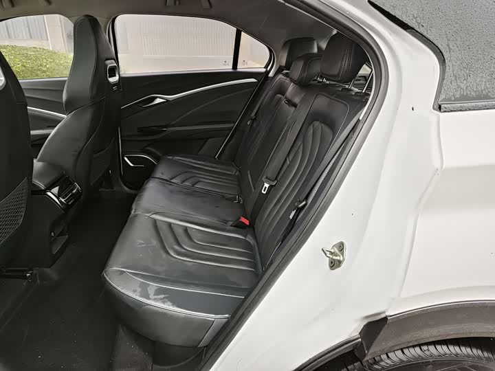 Фото 11 - Hozon U