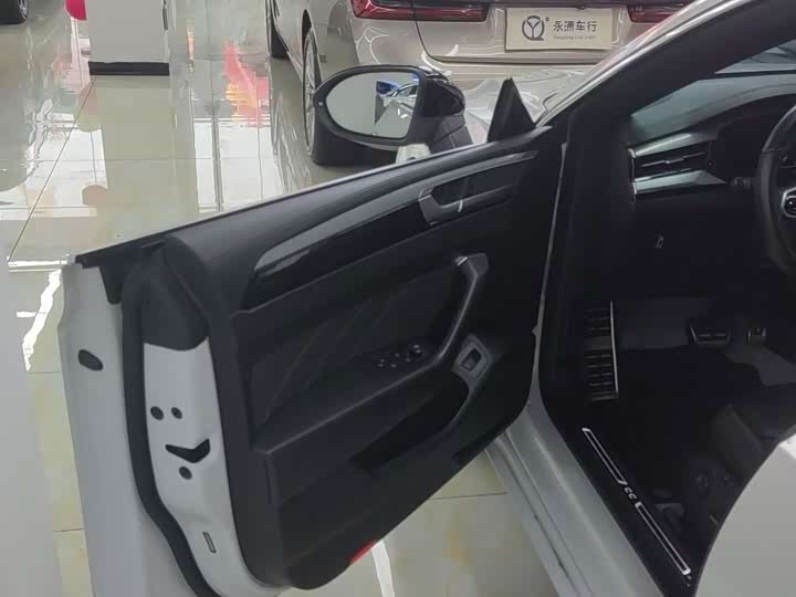 Фото 12 - Volkswagen CC