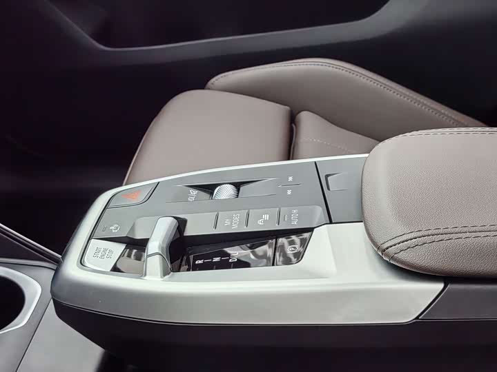 Фото 13 - BMW X2